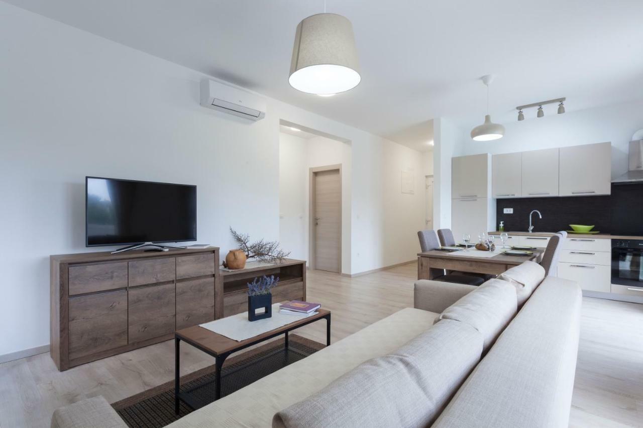 Atena Zaton 2 Apartment Nin Exterior photo
